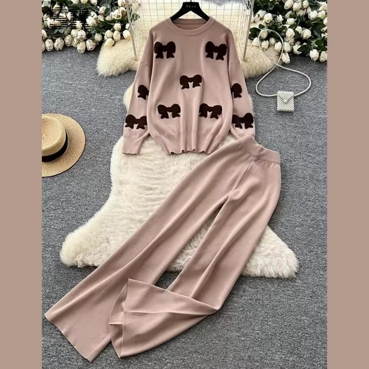 Bow Printed Premium Quality Winter 2-Pcs Co-Ord Set. CWTS-23